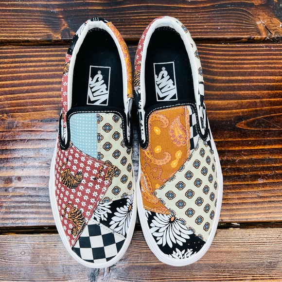 Vans Classic Slip On Tiger Patchwork Sneakers - Picture 6 of 8
